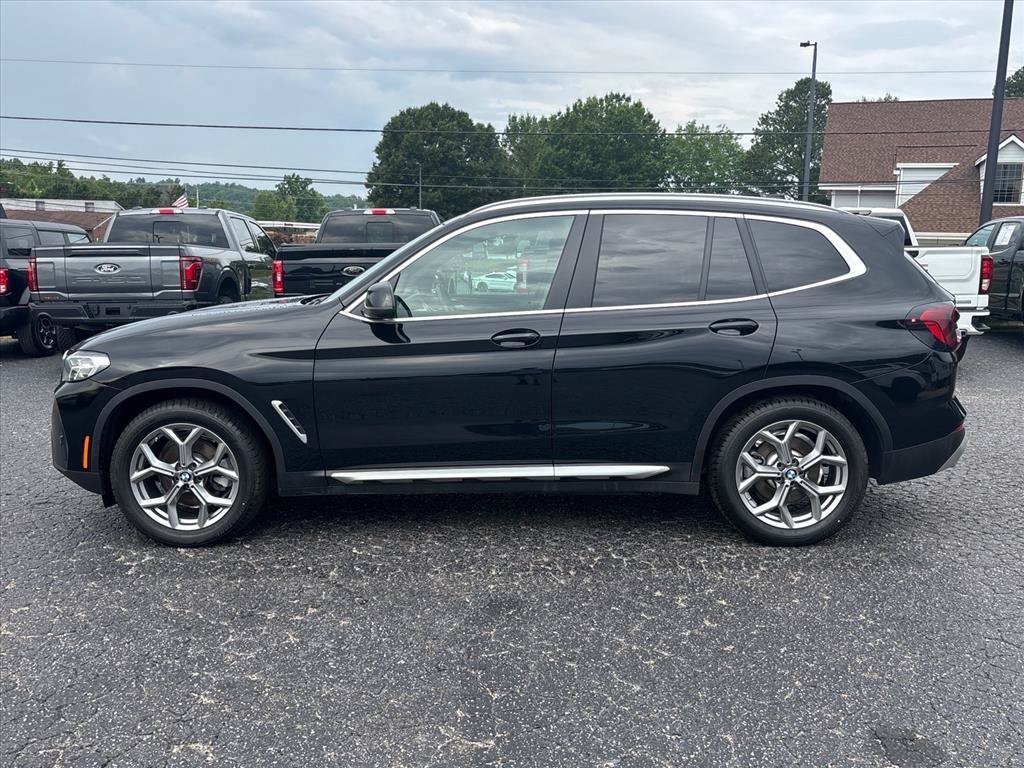 Used 2024 BMW X3 xDrive30i AWD/4WD image 4