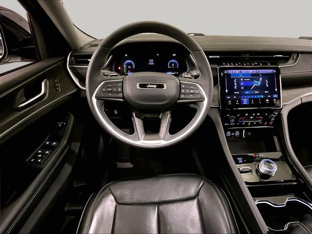 Used 2023 Jeep Grand Cherokee L Limited w/ Luxury Tech Group II AWD/4WD image 5