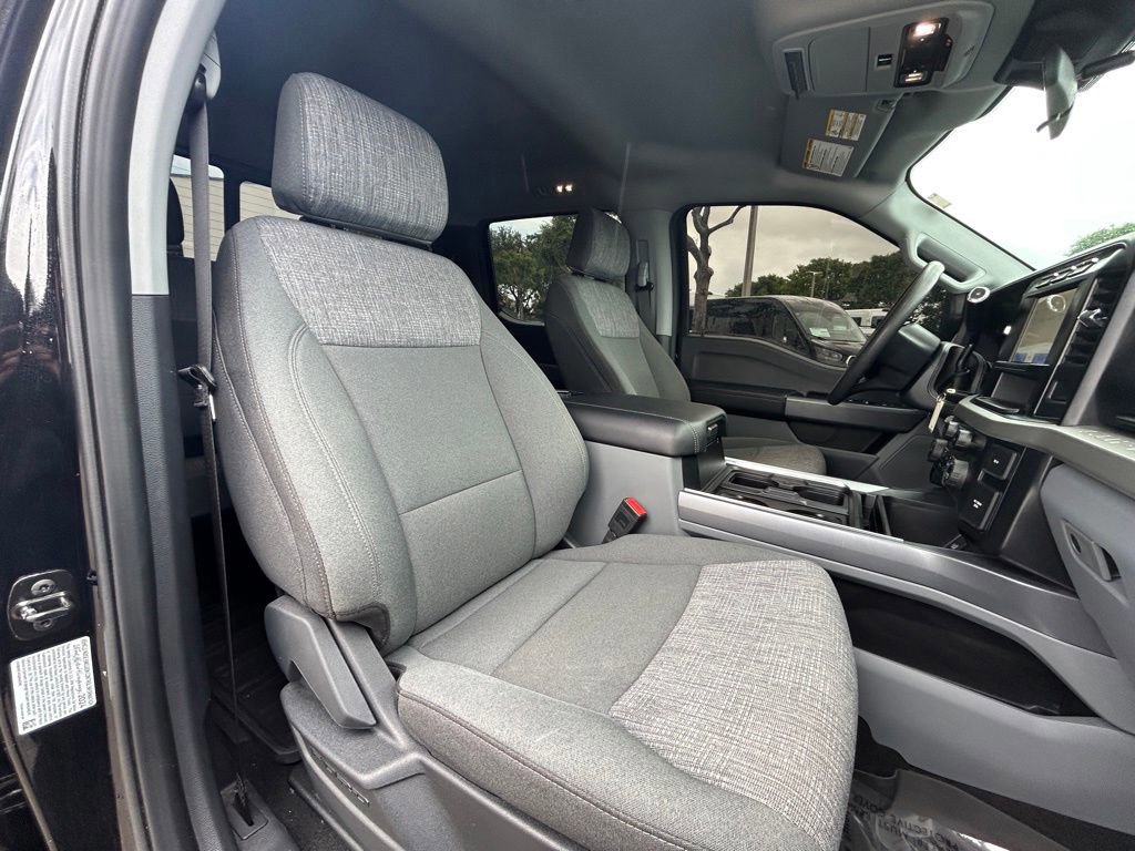 Certified 2024 Ford F350 XLT w/ 360-Degree Camera Package AWD/4WD image 26