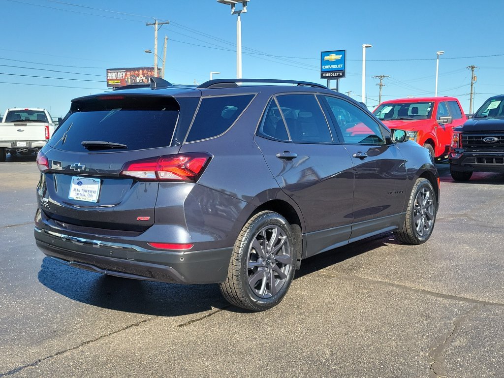 Used 2022 Chevrolet Equinox RS w/ RS Leather Package FWD image 4