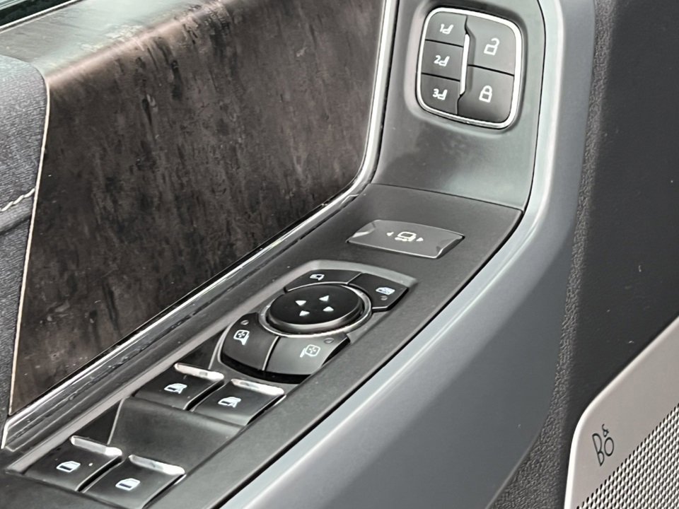 Certified 2023 Ford F150 Lariat w/ Equipment Group 502A High image 24