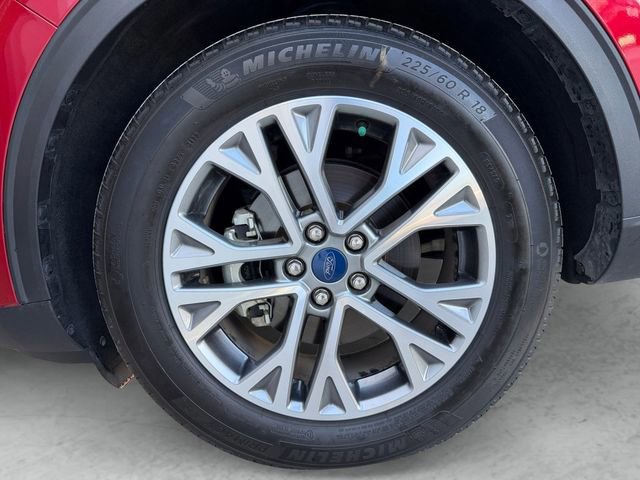 Certified 2022 Ford Escape SEL w/ Technology Package image 16