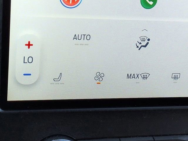 Certified 2023 Ford Edge ST-Line image 21