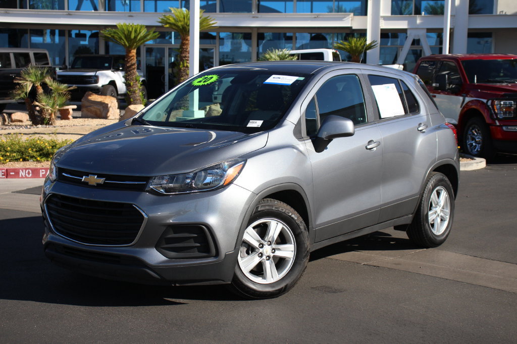 Used 2020 Chevrolet Trax LS w/ Tint and Cruise Package FWD image 1
