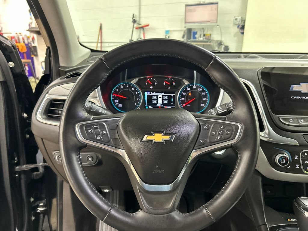 Used 2018 Chevrolet Equinox Premier FWD image 17