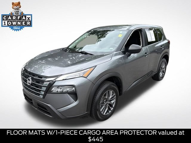 Used 2024 Nissan Rogue S FWD image 3