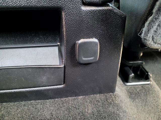 Used 2017 GMC Sierra 1500 SLE w/ SLE Value Package image 13