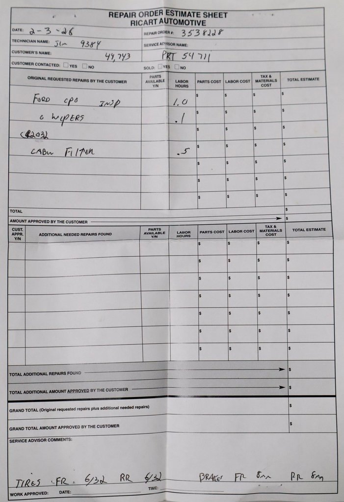 Used 2022 Chevrolet Bolt EUV LT image 11