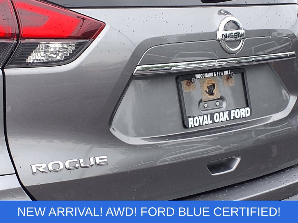 Used 2020 Nissan Rogue SV AWD/4WD image 21