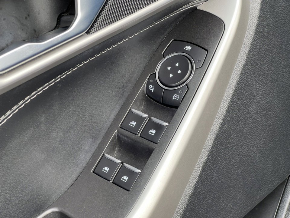 Certified 2023 Ford Explorer XLT w/ Equipment Group 202A image 22