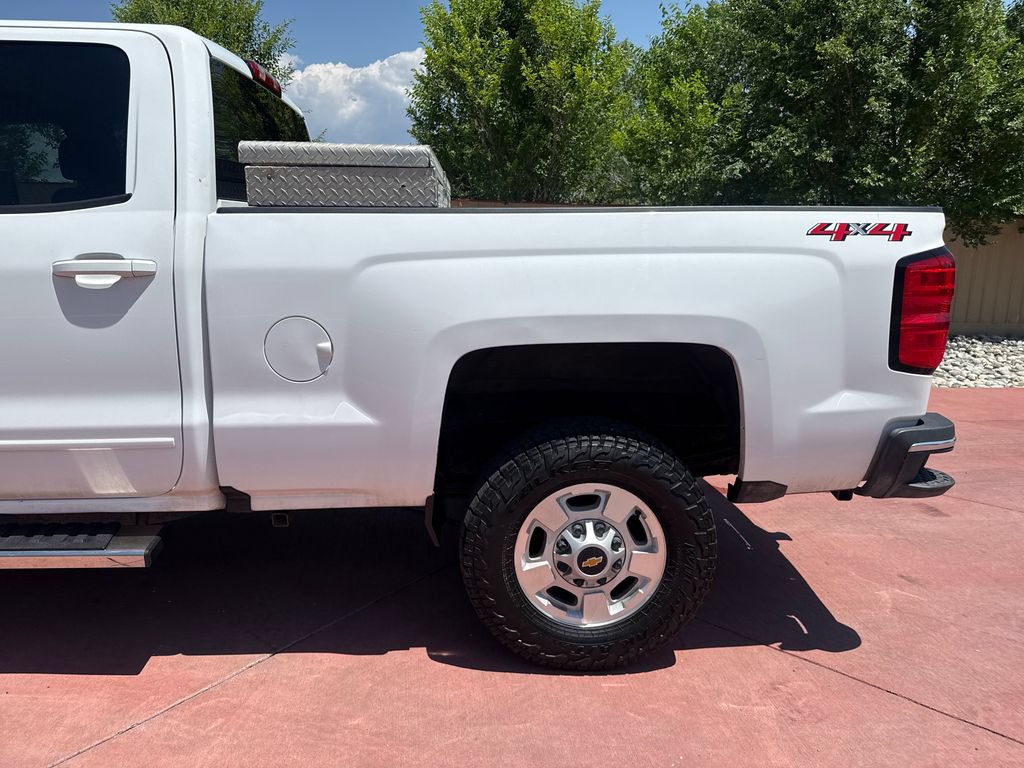 Used 2018 Chevrolet Silverado 2500 LT AWD/4WD image 33
