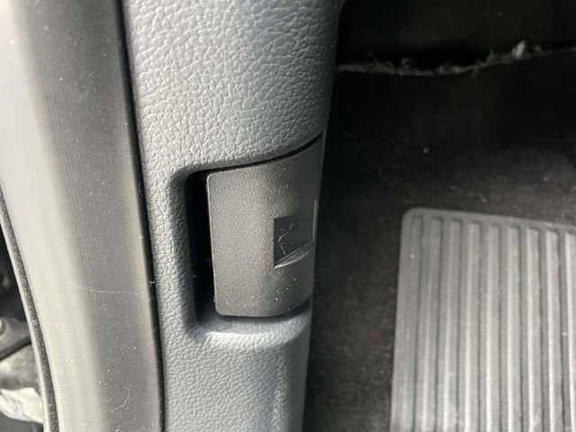 Certified 2022 Ford F150 XLT w/ Equipment Group 302A High image 19