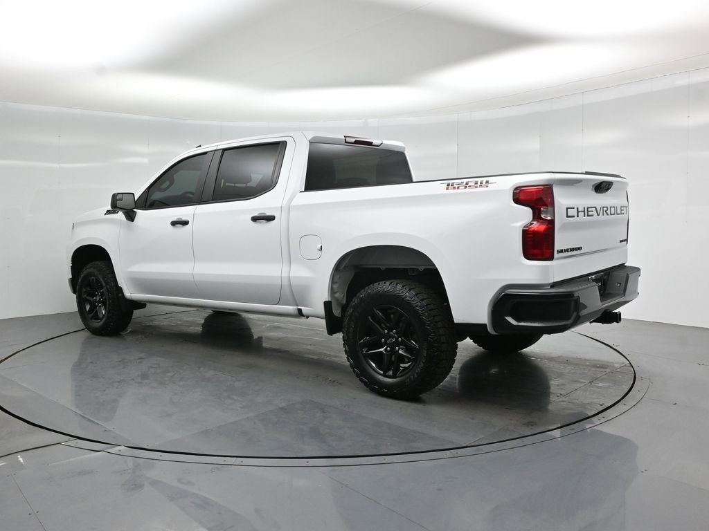 Used 2024 Chevrolet Silverado 1500 Custom Trail Boss w/ LPO, Dark Essentials Package image 19