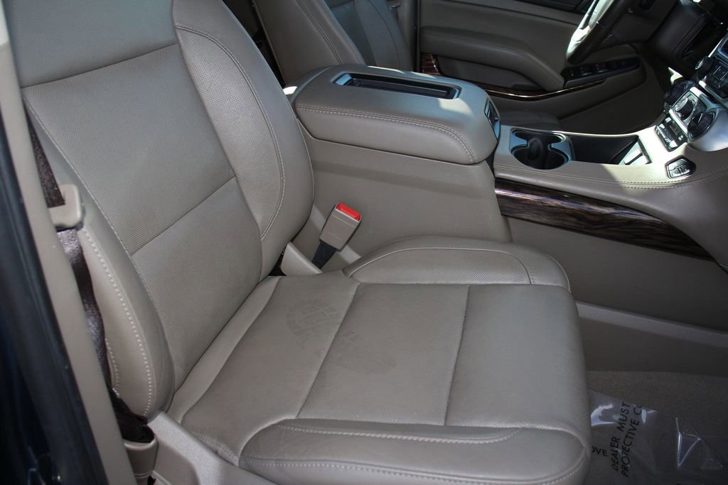 Used 2020 GMC Yukon XL SLT w/ Premium Edition image 28