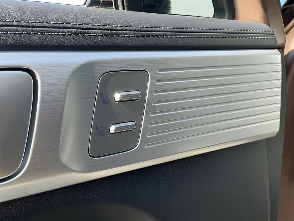 Used 2024 Hyundai Santa Fe Limited image 38