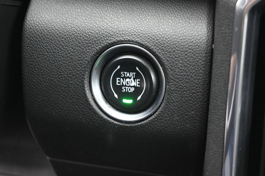 Used 2024 GMC Acadia Elevation FWD image 16