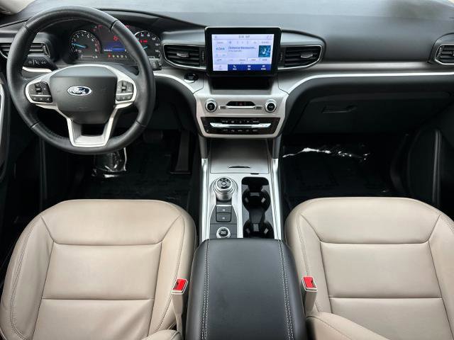 Certified 2022 Ford Explorer XLT w/ Equipment Group 202A image 12