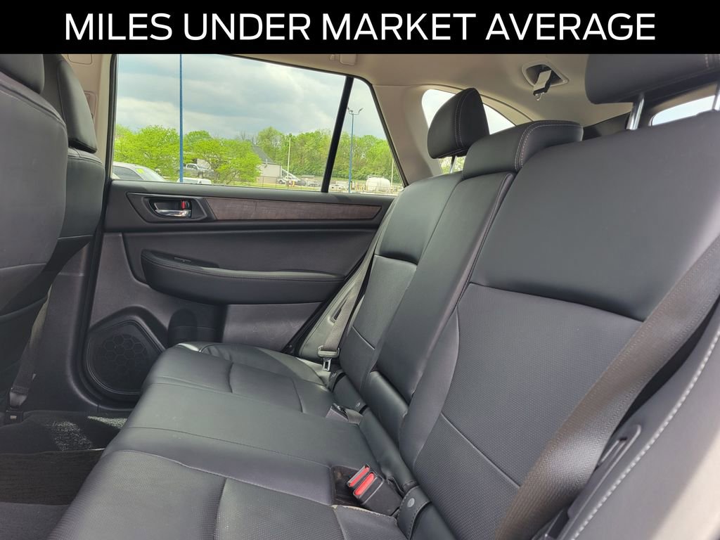 Used 2017 Subaru Outback 2.5i Limited AWD/4WD image 11