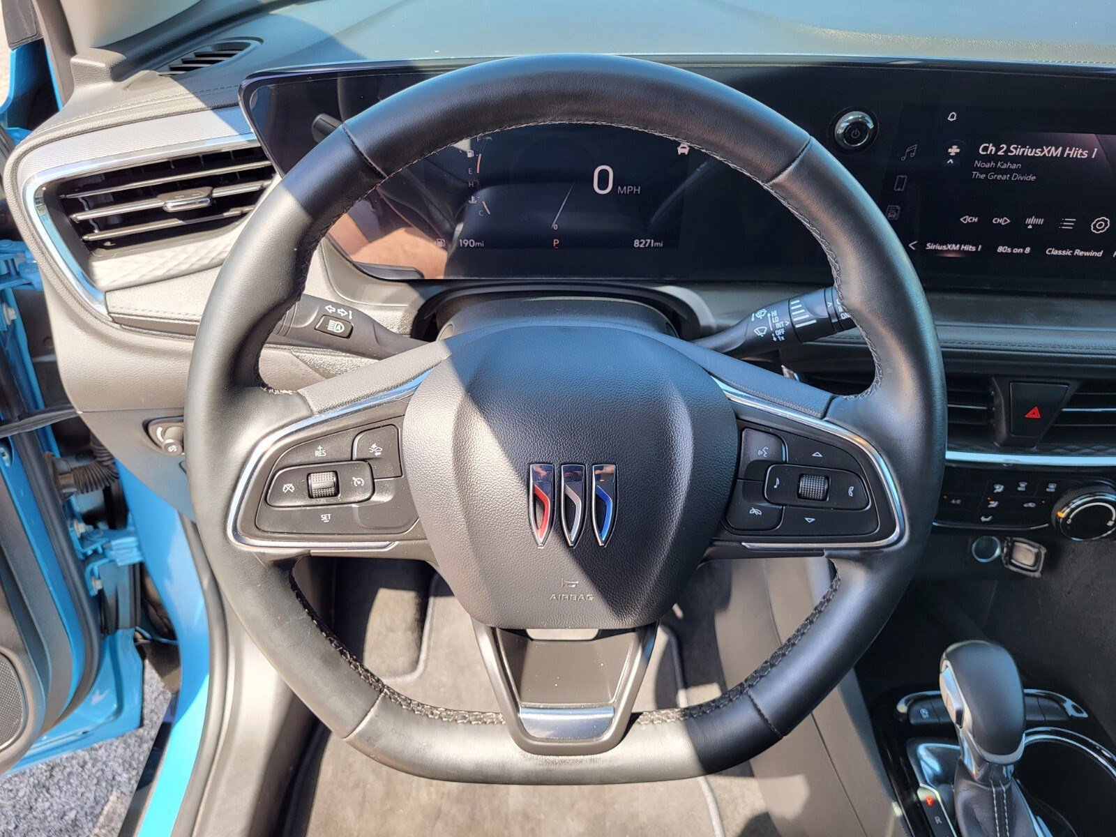 Used 2025 Buick Encore GX Sport Touring image 26