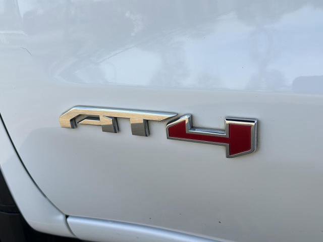 Used 2021 GMC Sierra 1500 AT4 image 11