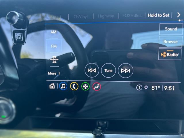 Used 2021 Chevrolet Corvette Stingray Convertible w/ 1LT image 17