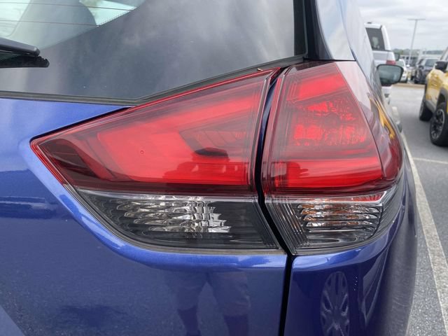Used 2019 Nissan Rogue S FWD image 10