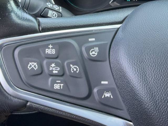 Used 2018 Chevrolet Equinox Premier w/ Infotainment II Package AWD/4WD image 21