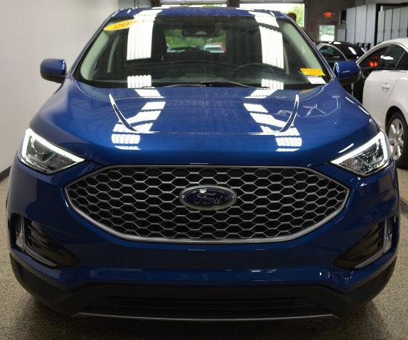 Certified 2024 Ford Edge SEL w/ Convenience Package AWD/4WD image 6