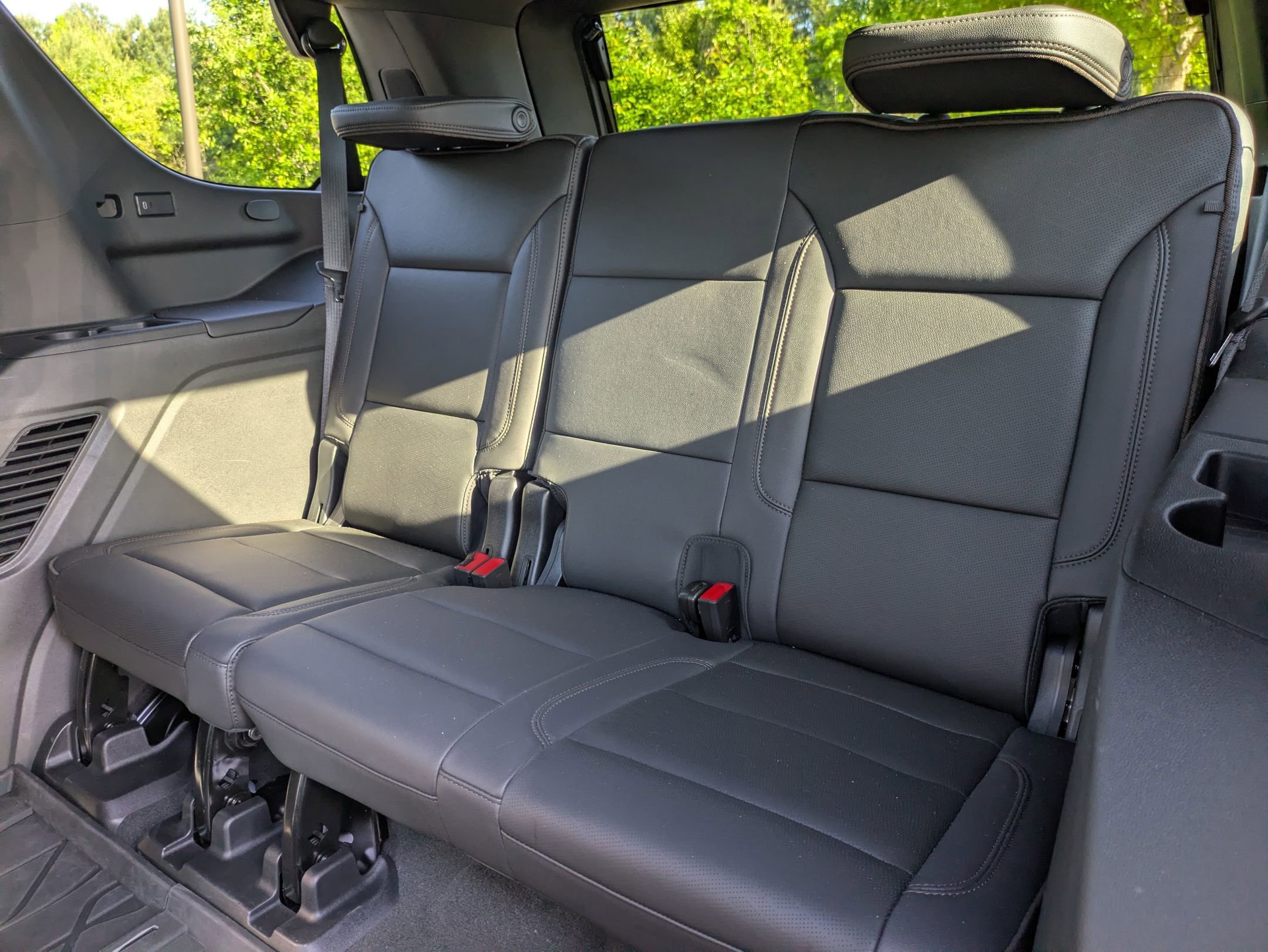 Used 2024 Chevrolet Tahoe High Country w/ Advanced Technology Package AWD/4WD image 29