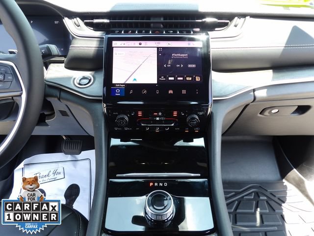 Used 2025 Jeep Grand Cherokee Limited w/ Black Appearance Package RWD image 19