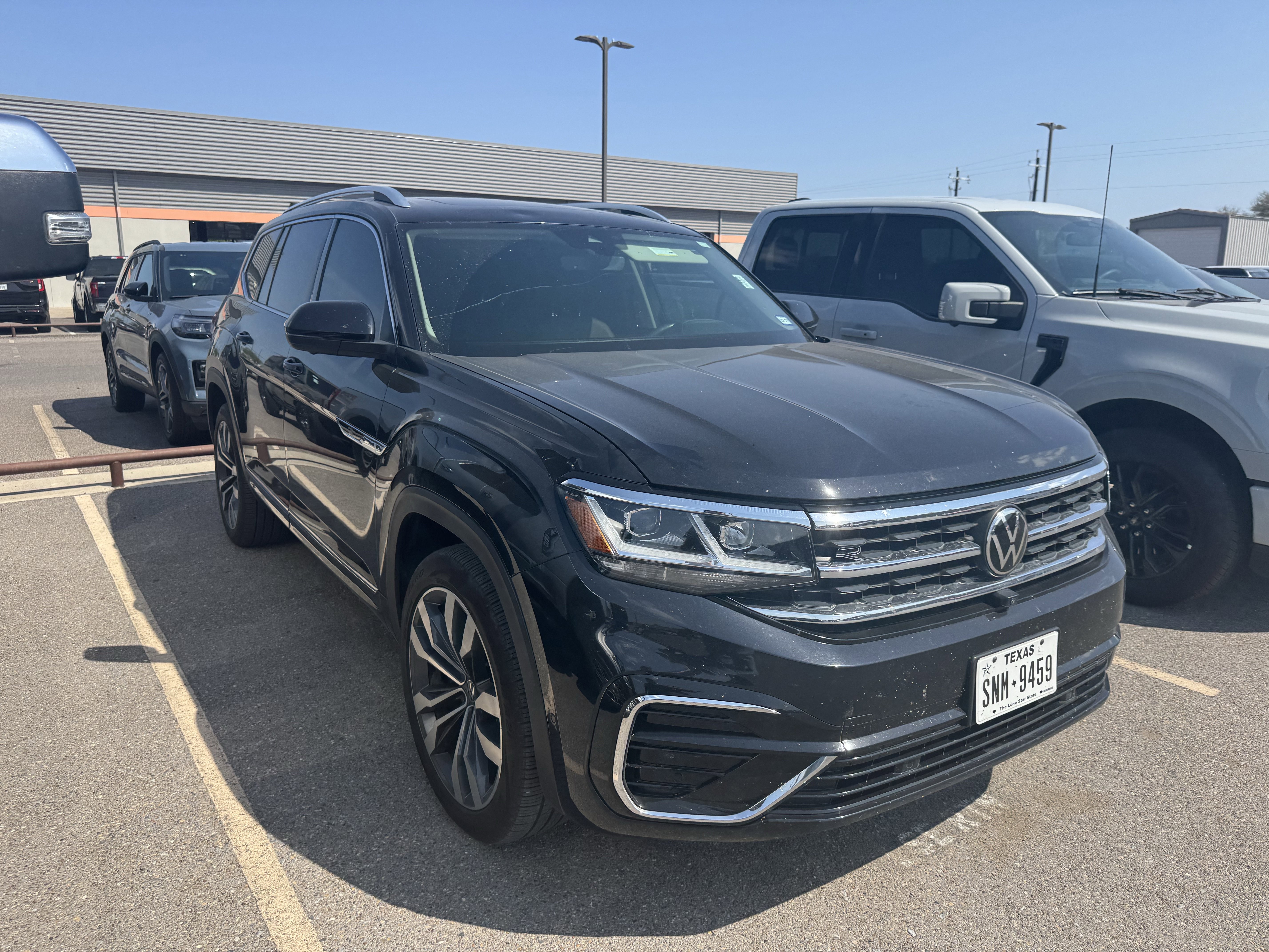 Used 2023 Volkswagen Atlas SEL Premium AWD/4WD image 5