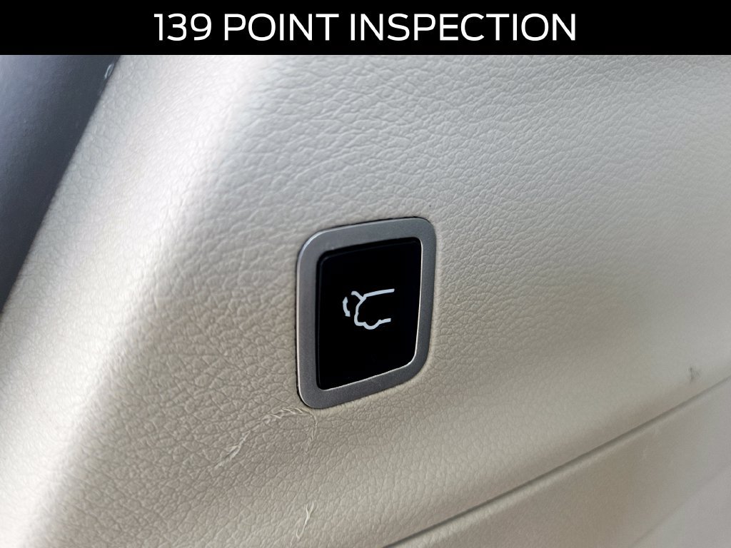 Used 2020 Chrysler Pacifica Touring-L FWD image 8