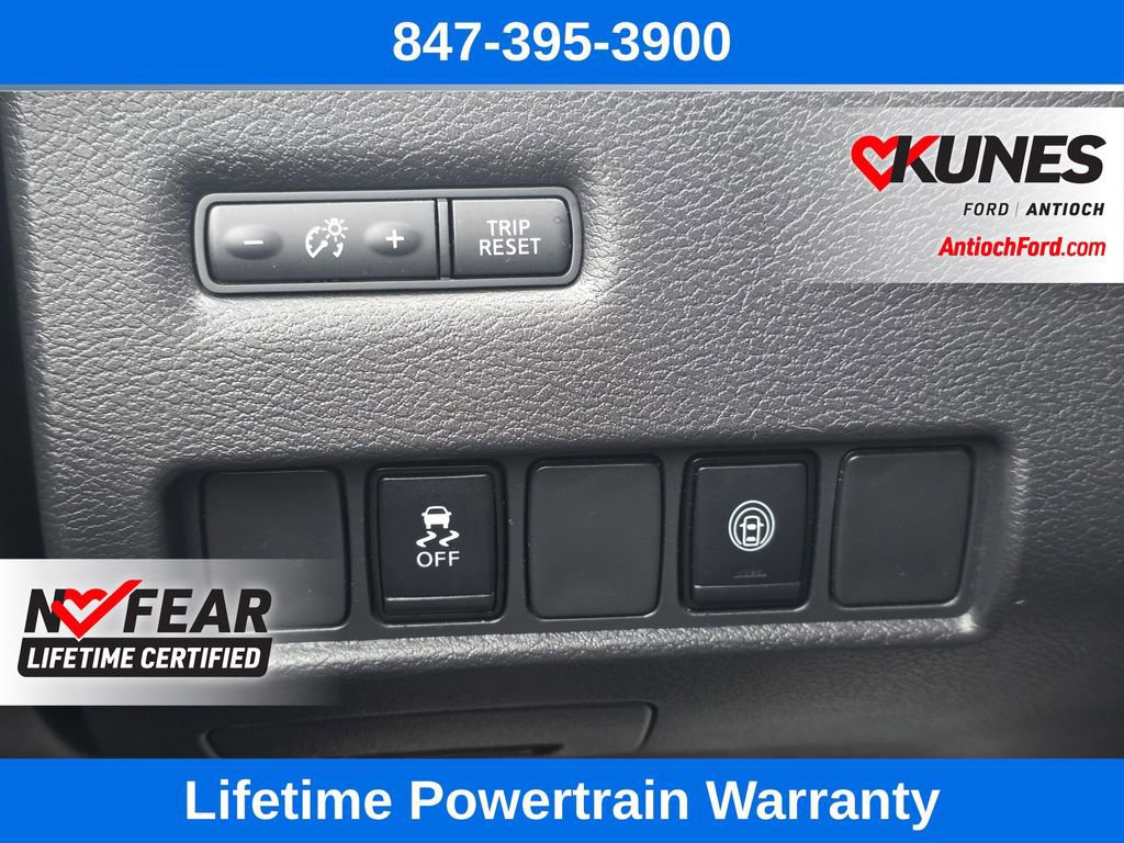 Used 2023 Nissan Murano S image 33