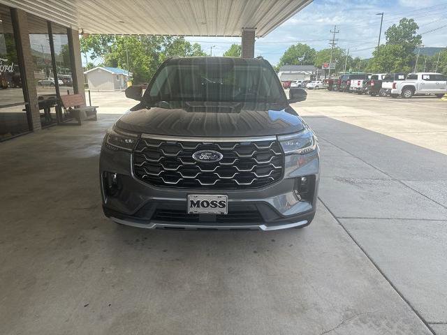 Certified 2025 Ford Explorer Platinum w/ Ultimate Package AWD/4WD image 2