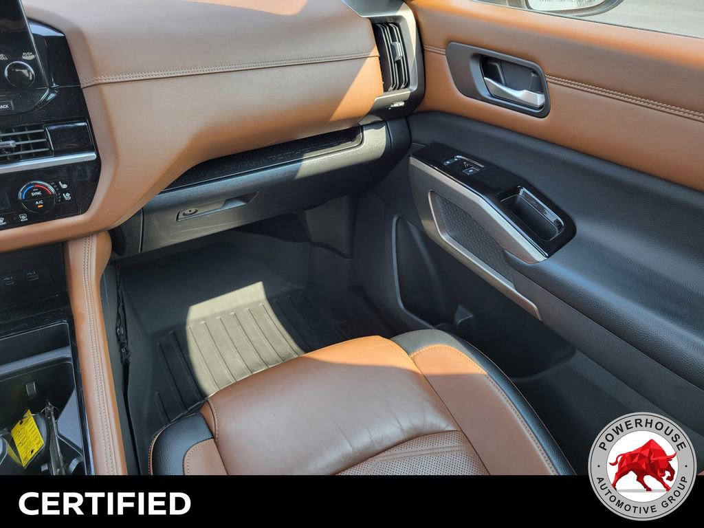 Used 2022 Nissan Pathfinder Platinum w/ Cargo Package AWD/4WD image 22