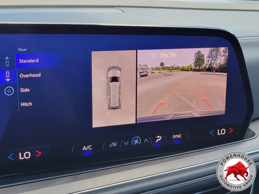 Used 2025 Chevrolet Suburban LS image 26