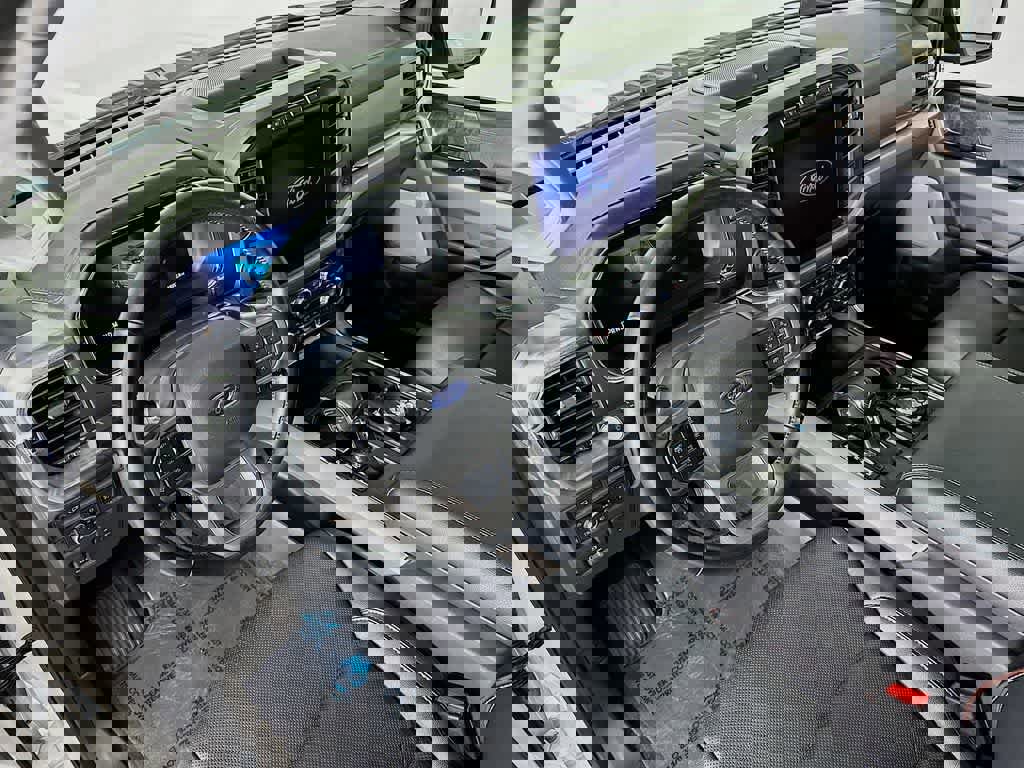 Certified 2021 Ford F150 Lariat w/ Equipment Group 502A High image 9