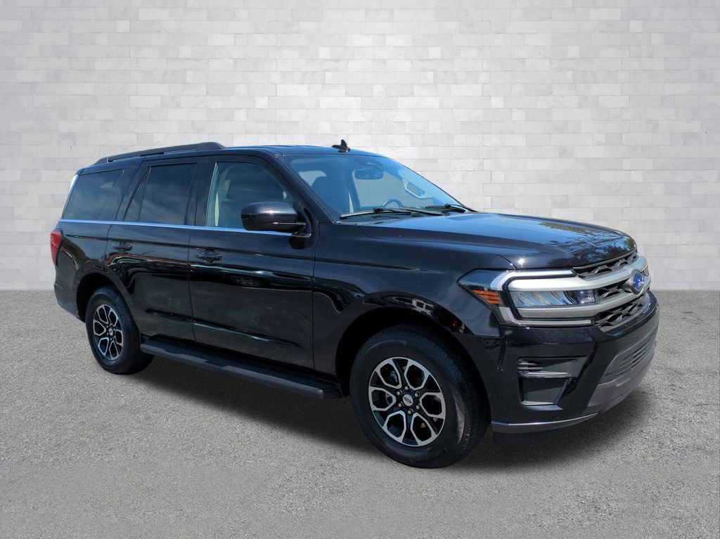 Certified 2024 Ford Expedition XLT AWD/4WD image 2