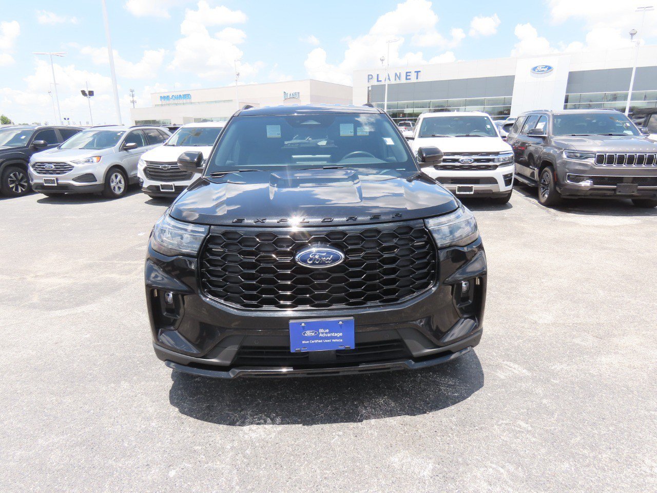 Certified 2025 Ford Explorer ST-Line AWD/4WD image 5