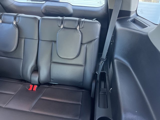 Certified 2022 Ford Explorer XLT w/ Equipment Group 202A image 27