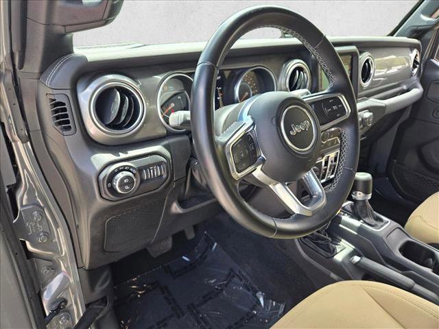 Used 2022 Jeep Gladiator Overland AWD/4WD image 9
