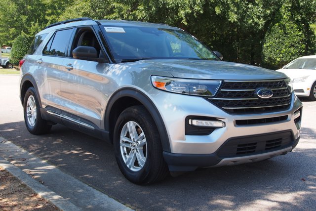 Certified 2022 Ford Explorer XLT w/ Equipment Group 202A