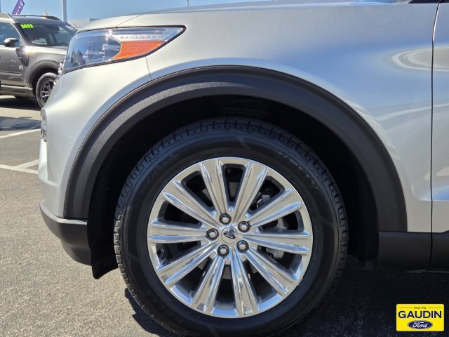 Certified 2021 Ford Explorer Limited w/ Equipment Group 301A RWD image 8