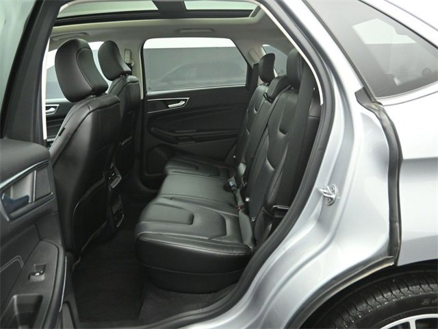 Certified 2022 Ford Edge Titanium w/ Class II Trailer Tow Package image 36