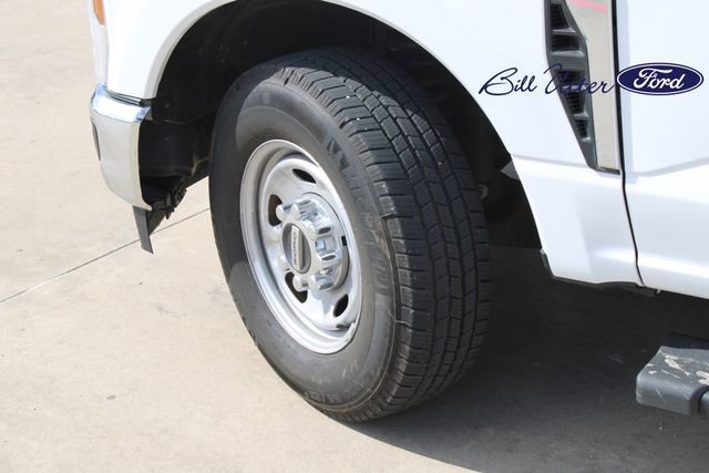 Certified 2024 Ford F250 XL w/ XL Chrome Package image 9