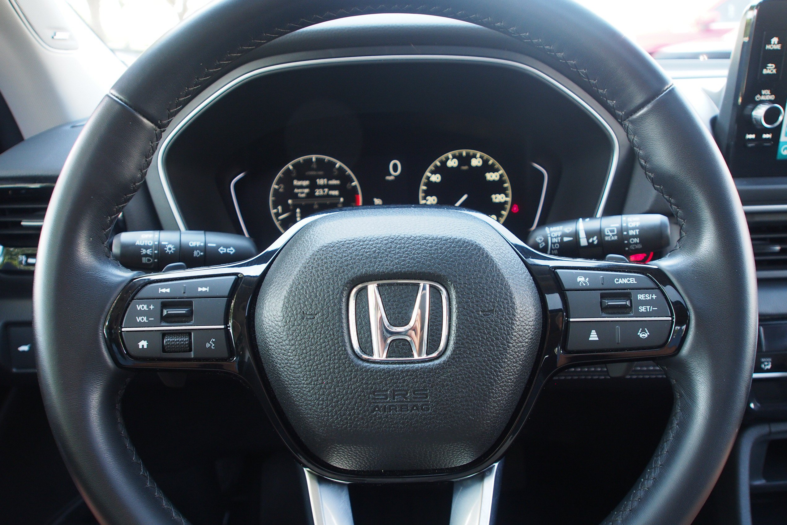 Used 2025 Honda Pilot Touring image 26