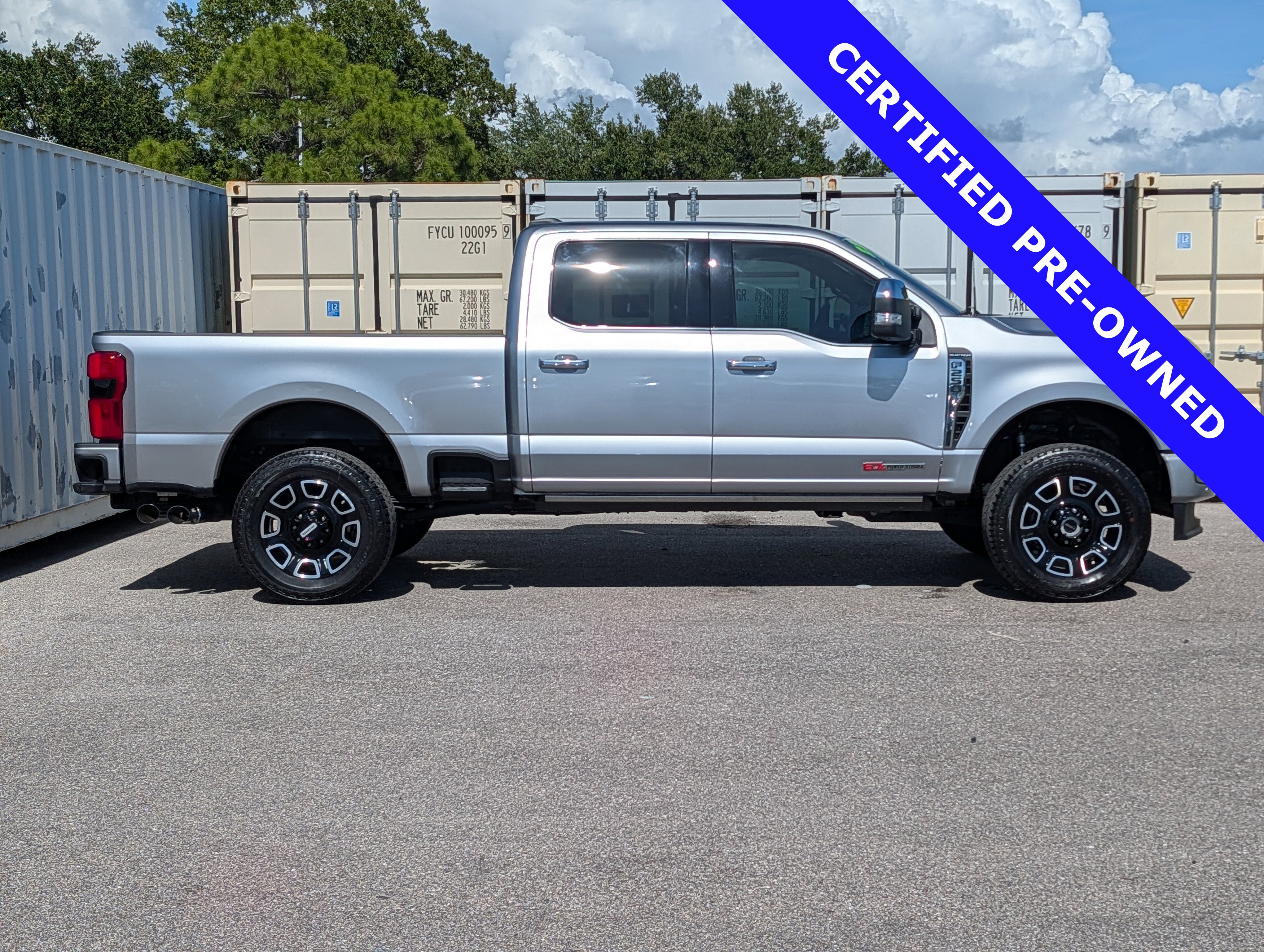 Certified 2023 Ford F250 Platinum AWD/4WD video 3