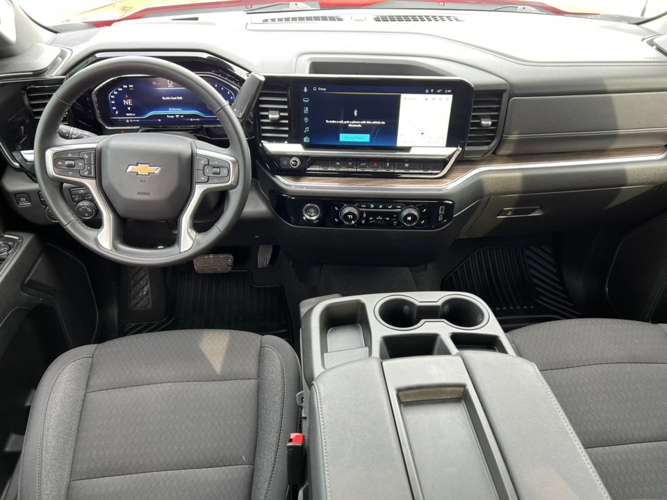 Used 2024 Chevrolet Silverado 1500 LT image 8