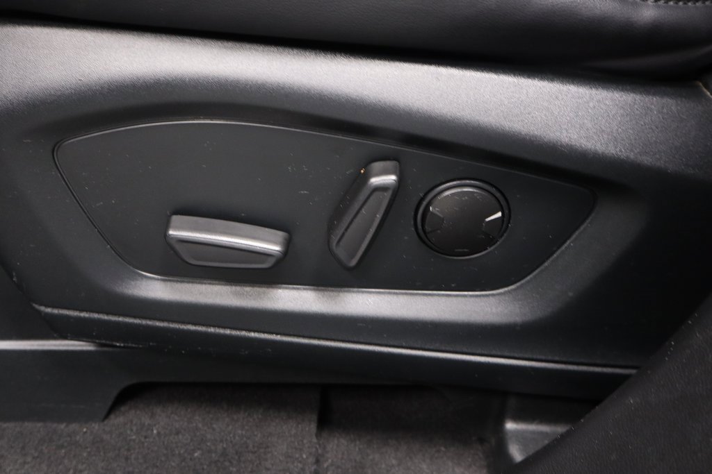 Certified 2023 Ford Explorer XLT w/ Equipment Group 202A image 26