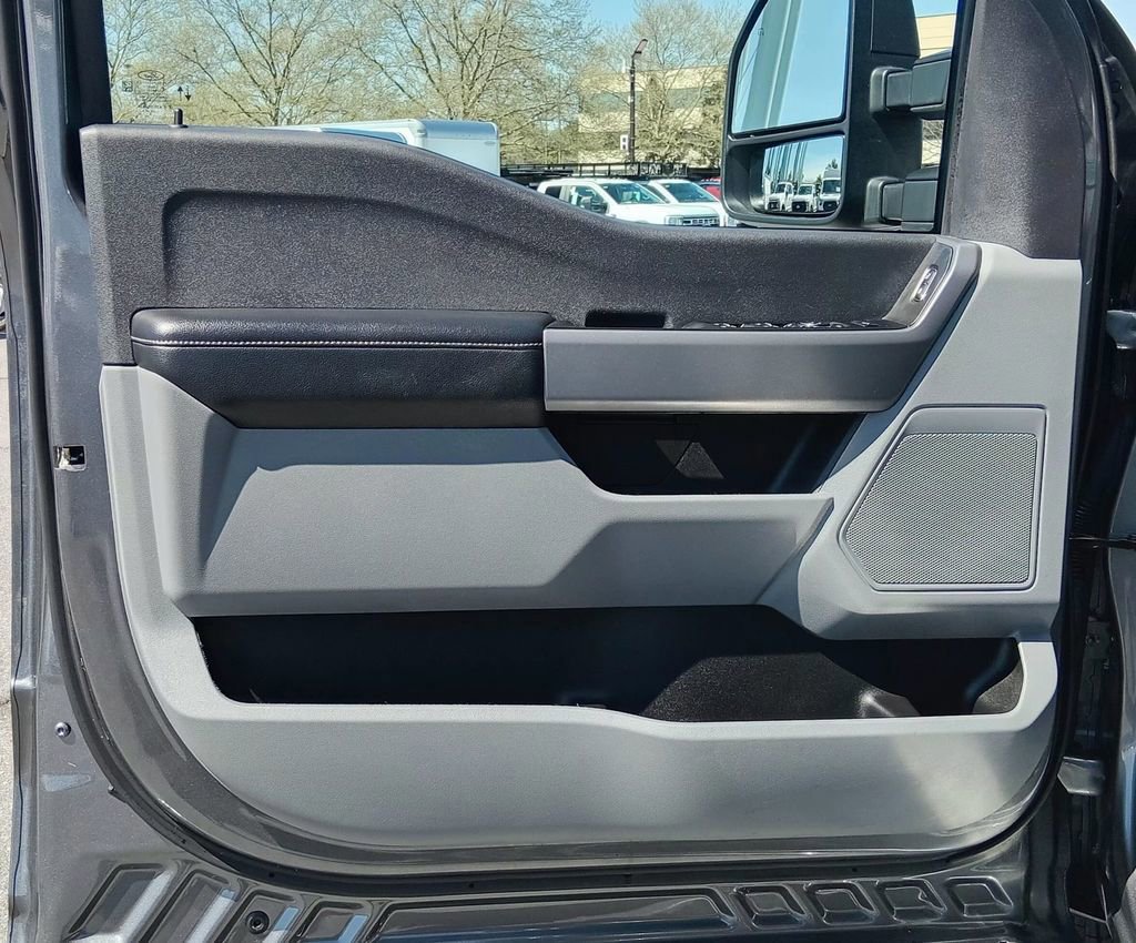 Certified 2024 Ford F350 XLT image 16